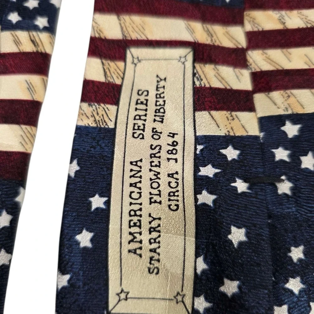 TANGO by MAX RAAB Americana Starry Flowers of Liberty Silk Necktie Red‎ Blue USA